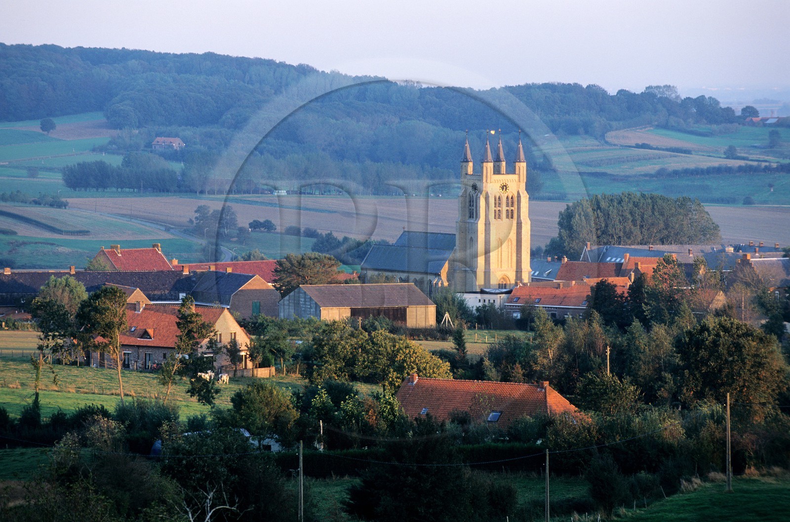 Belgique, Flandre-Occidentale, région des Monts-de-Flandre, village de Loker