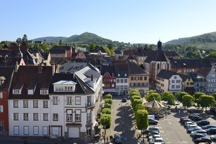 France, Bas-Rhin (67), Saverne, le centre ville et la place du Général de Gaulle