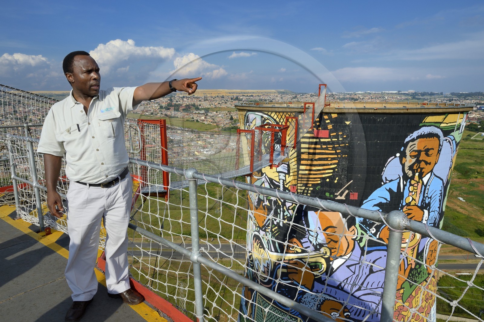South Africa, Gauteng Province, Johannesburg, Orlando Towers overlooking the Orlando area of ​​Soweto, one the two cooling towers from the Orlando Power Station
