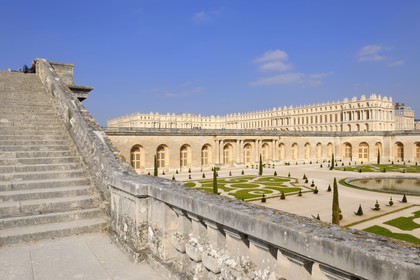 France, Yvelines (78), parc du château de Versailles, classé Patrimoine Mondial de l'UNESCO, l'Orangerie et son parterre