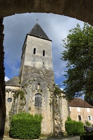 France, Dordogne (24), Périgord Noir, vallée de l'Auvézère, Tourtoirac, église de l'ancienne abbaye Saint-Pierre-ès-Liens