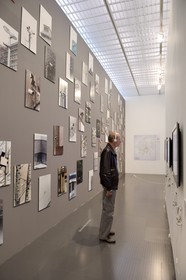 France, Moselle, Metz, Amphitheatre district, Centre Pompidou Metz, art center designed by architects Shigeru Ban and Jean de Gastines