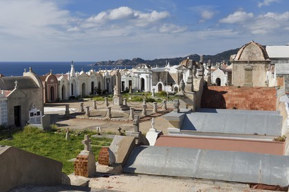 France, Corse du Sud, Bonifacio, Upper Town, marine cemetery of San Franze