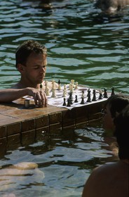 Hongrie, Budapest (Pest), Les joueurs d'échecs dans les célèbres bains de Szechenyi
