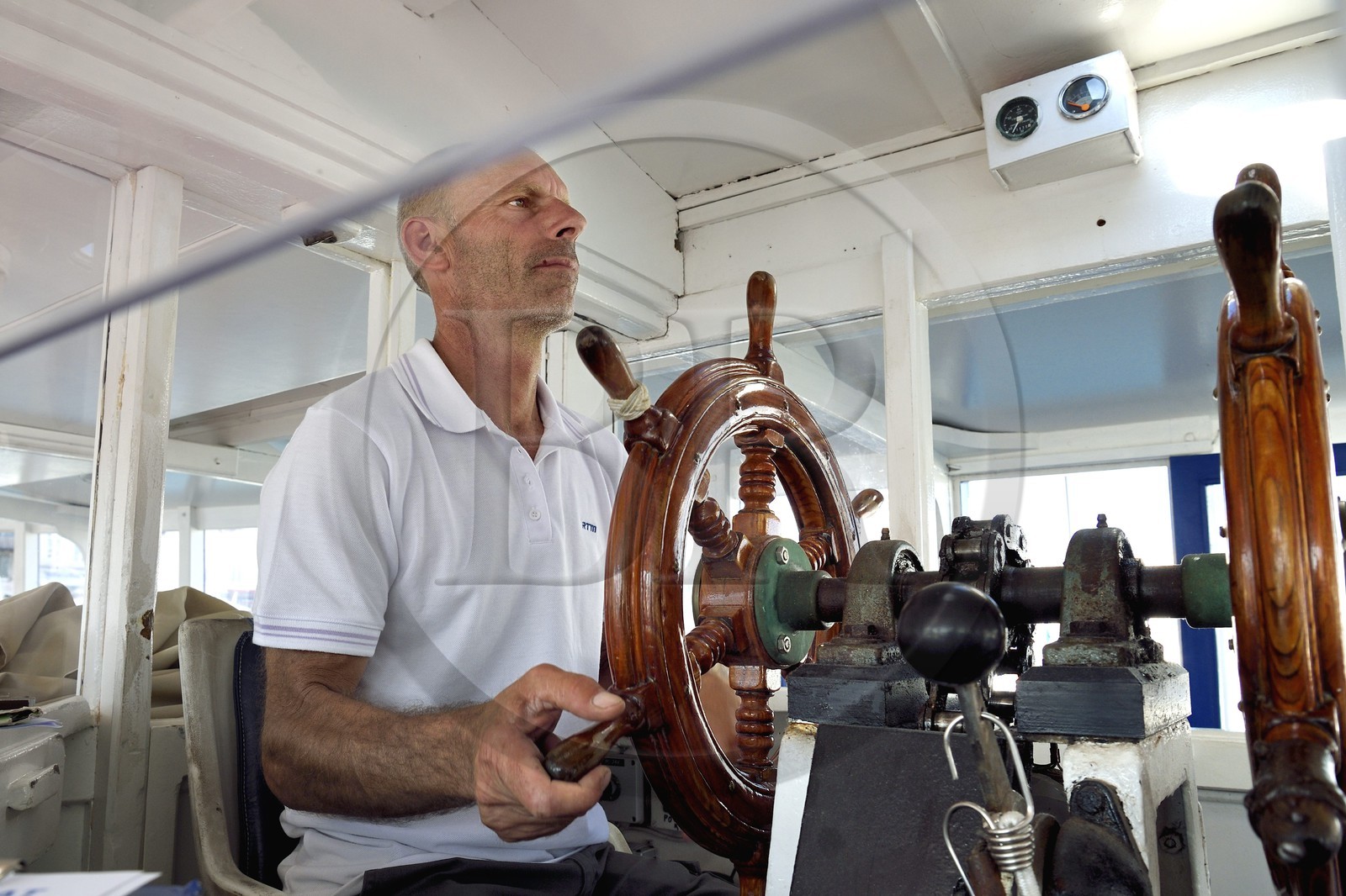 France, Bouches-du-Rhône (13), Marseille, Le Vieux Port, Christian Infossi pilote du Ferry Boat qui traverse le port
