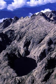 France, Haute-Corse (2B), le lac de Capitello (1930 mètres) (vue aérienne)