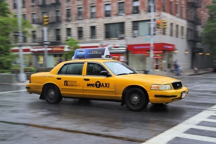 United States, New York, Manhattan, Upper West side, taxi on broadway