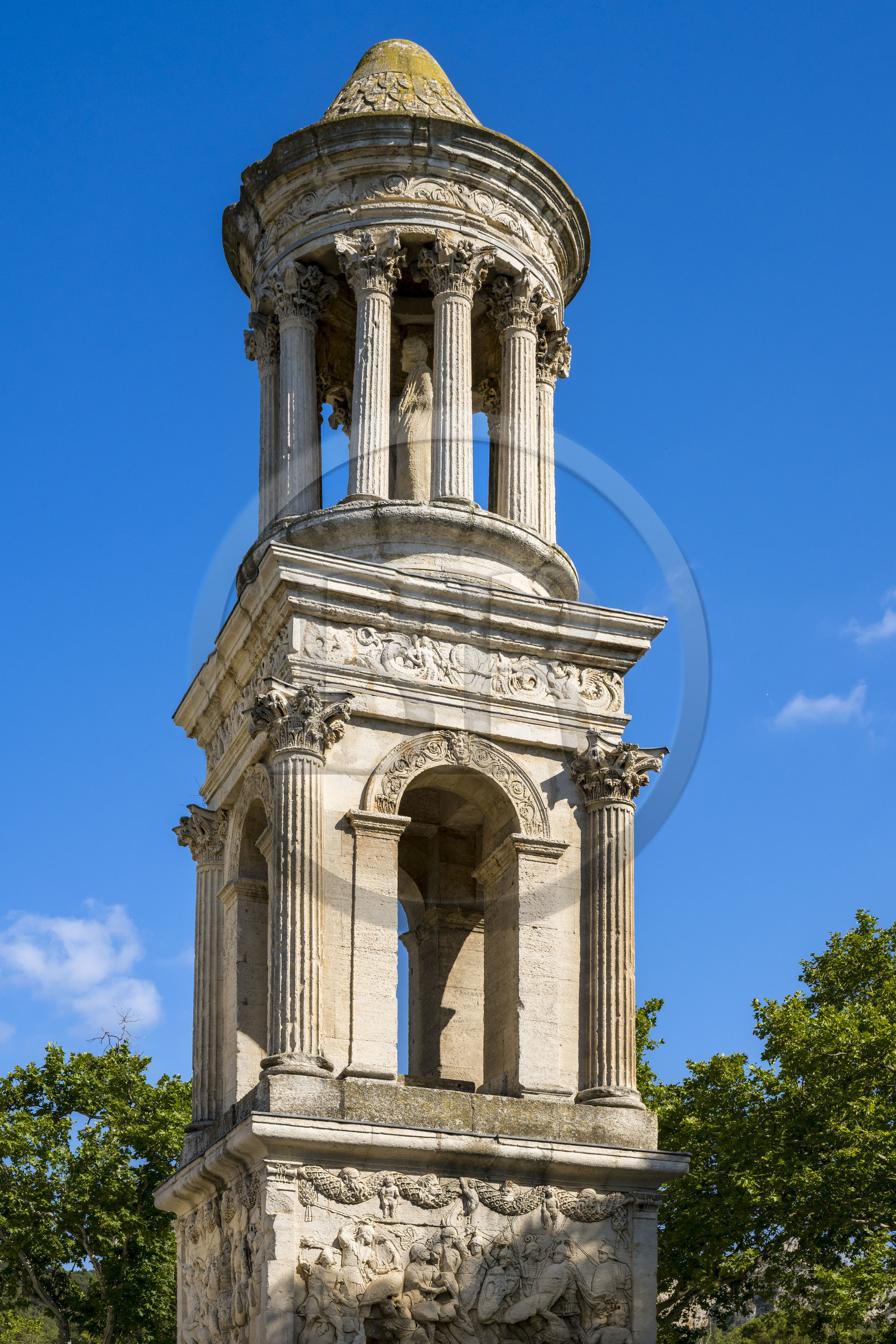 France, Bouches du Rhone, Regional Natural Park of the Alpilles, Saint Remy de Provence, les Antiques de Glanum, Gallo-Roman cenotaph erected between -30 and -20 BC in memory of a man from the Julii family
