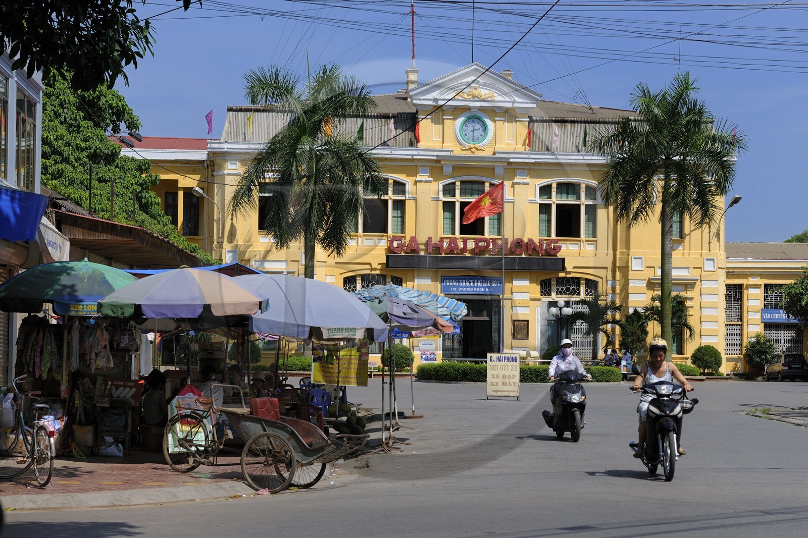 Vietnam, Haiphong, la gare de l'époque coloniale