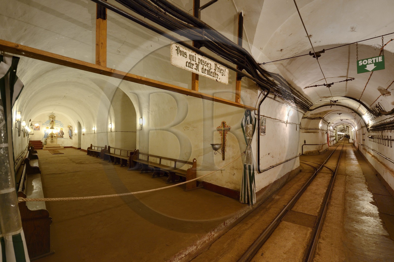 France, Moselle (57), Veckring, Ligne Maginot, forteresse du Hackenbergl, la chapelle installée dans une galerie