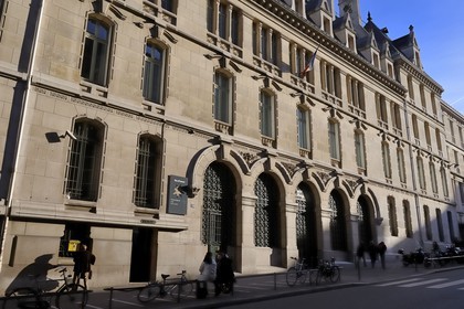 France, Paris (75), rue Saint Jacques, lycée Louis Le Grand