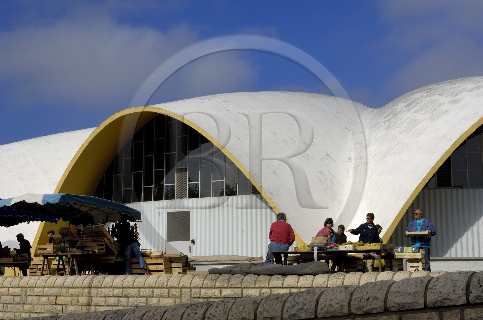 France, Charente-Maritime (17), Royan, le marché central