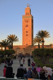 Maroc, Haut-Atlas, Marrakech, ville impériale, Médina classée Patrimoine Mondial de l'UNESCO, la mosquée la Koutoubia et son minaret