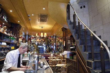 France, Paris (75), Palais Royal, brasserie La Comédie sur la place Colette