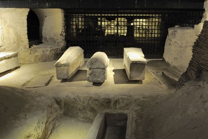 France, Seine-Saint-Denis (93), Saint-Denis, la basilique de Saint-Denis, la crypte archéologique