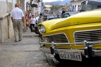 Brésil, Etat du Minas Gerais, ville de Ouro Preto, centre historique classé Patrimoine Mondial de l 'UNESCO, rue Conde de Bobadela (Route de l'or, Estrada Real)