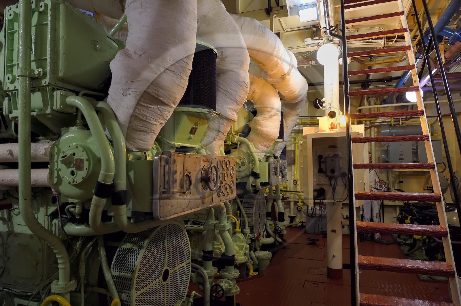 France, Charente-Maritime (17), La Rochelle, le bassin des grands yachts, Musée Maritime, la frégate météorologique France I, la salle des machines