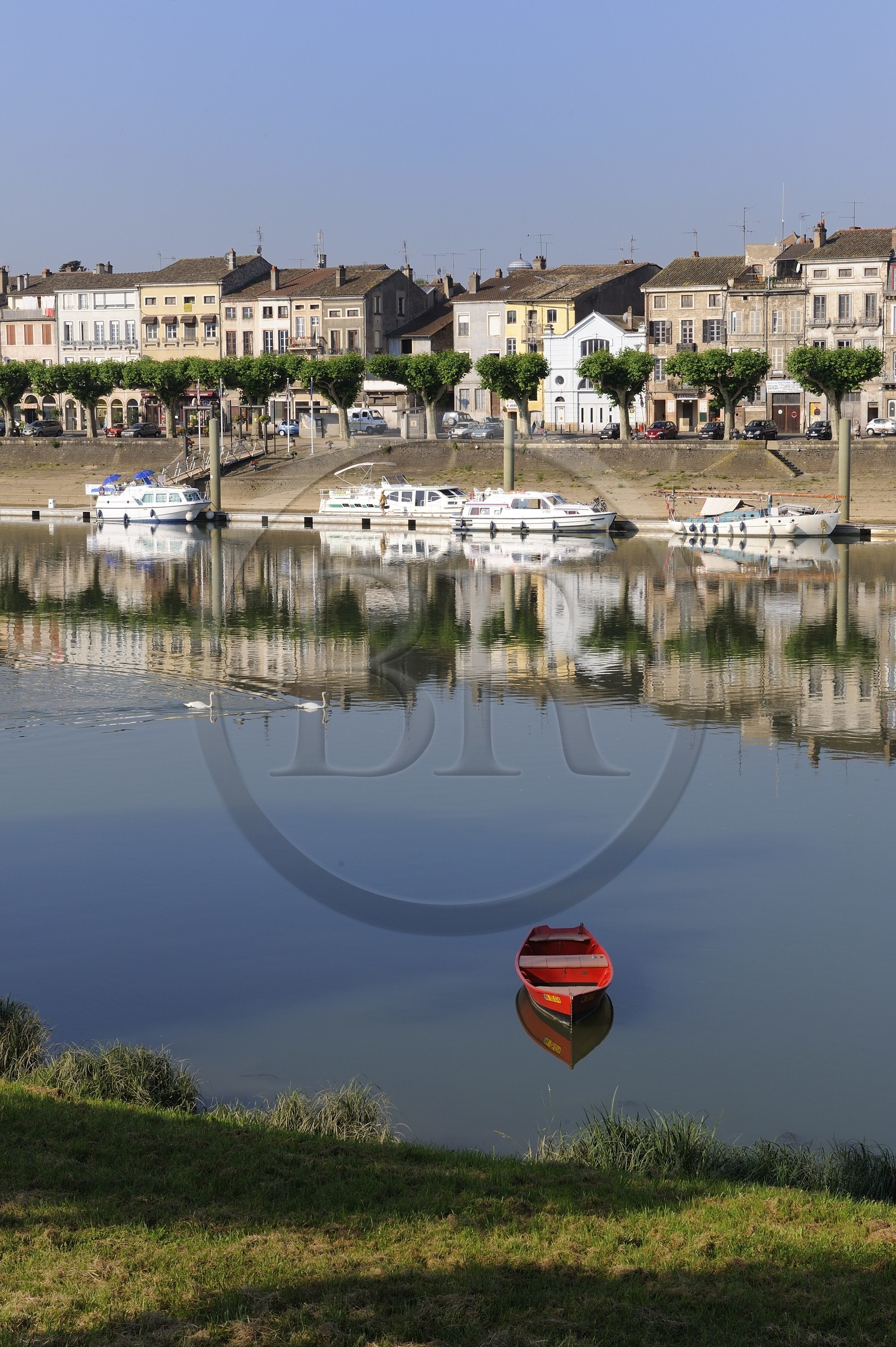 France, Saône et Loire (71), Tournus, les bords de Saône