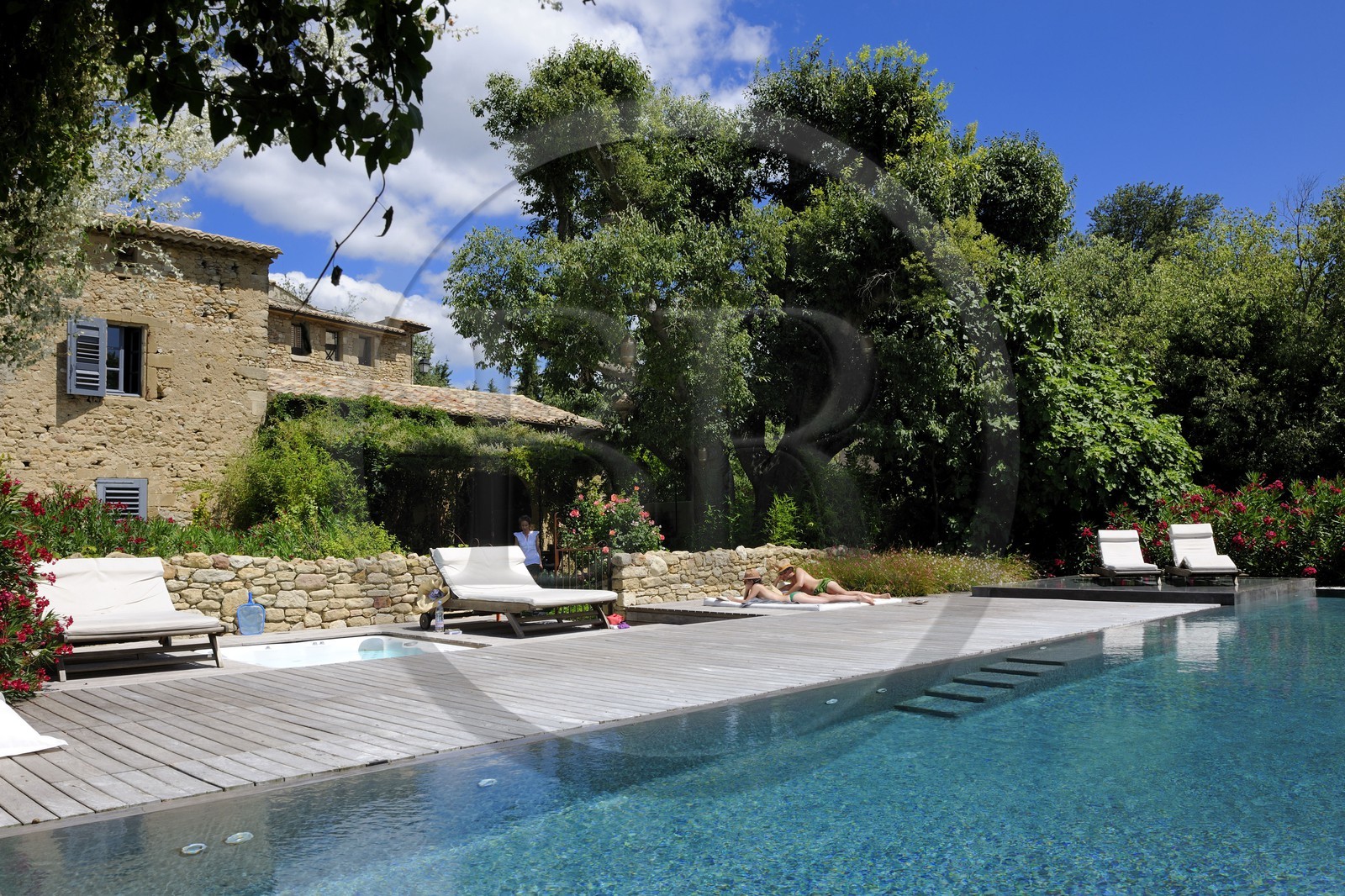 France, Gard (30), région du Pays d'Uzège, chambres d'hôtes de luxe le Clos du Léthé au hameau de Saint-Médiers à Montaren et Saint-Médiers