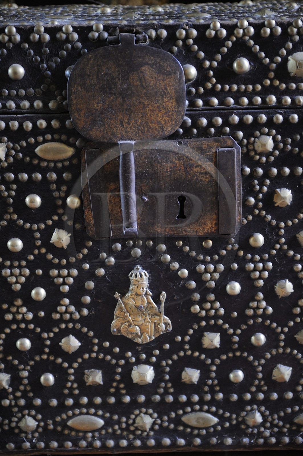 France, Loir-et-Cher (41), Vallée de la Loire classée Patrimoine Mondial de l'UNESCO, château de Chaumont-sur-Loire, détail et serrure d'un coffre