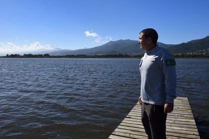 France, Haute-Corse (2B), l'étang de Biguglia (stagnu di Chjurlinu), réserve naturelle de Corse (RNC), l'écomusée de la Réserve naturelle de l'Étang de Biguglia, le chef de service Francois Pasquali