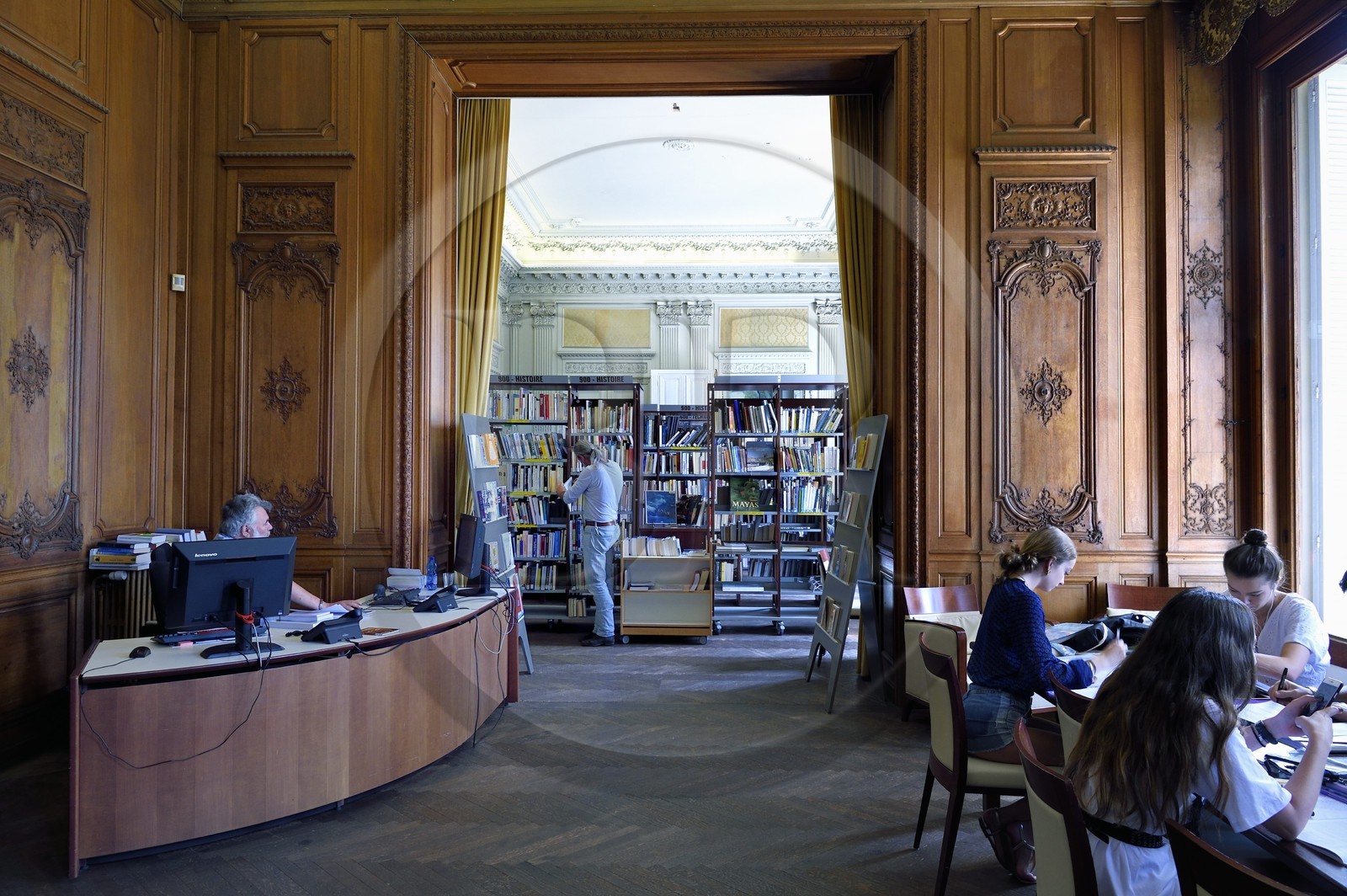 France, Alpes-Maritimes, Cannes, Noailles media library in the Rothschild Villa, former ballroom