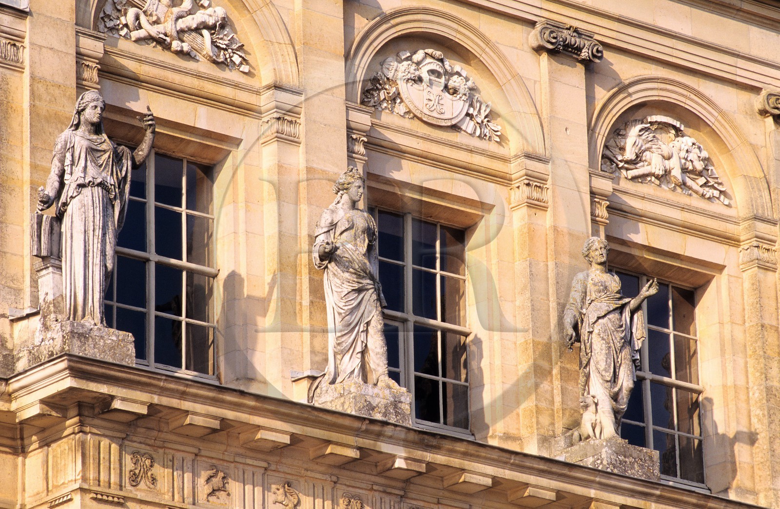 France, Seine-et-Marne (77), château de Vaux-le-Vicomte, façade sur les jardins