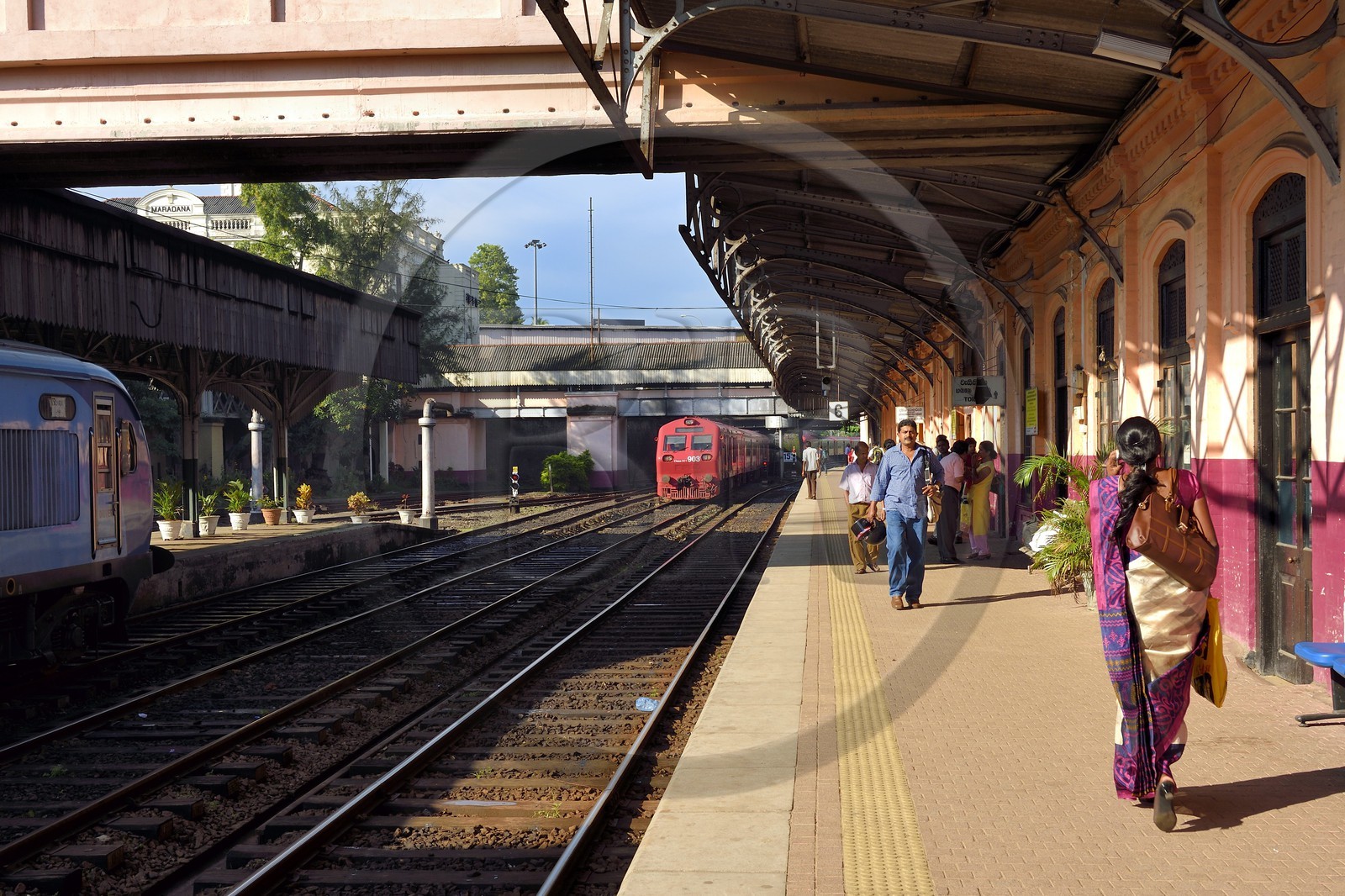Sri Lanka, Colombo, gare de Maradana