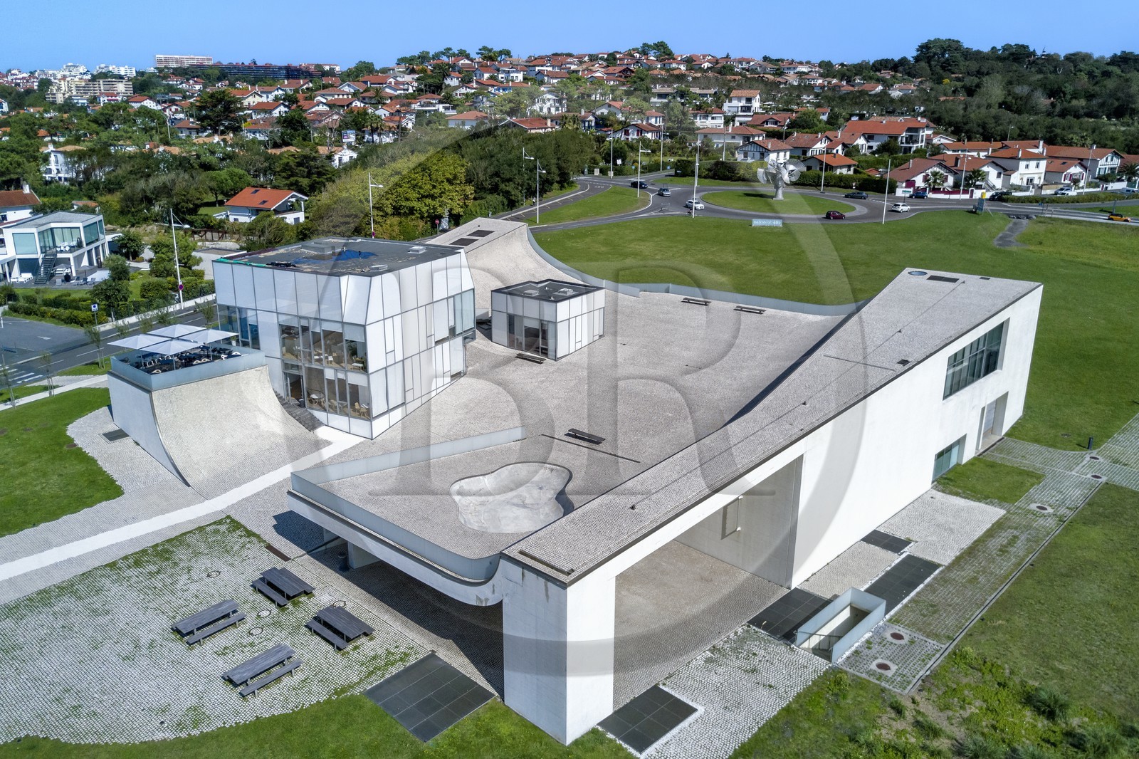 France, Pyrénées-Atlantiques (64), Pays-Basque, Biarritz, la Cité de l'Océan et du Surf de l'architecte Steven Holl (vue aérienne)