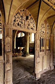 France, Côtes-d'Armor (22), jubé de l'église de Loc-Envel