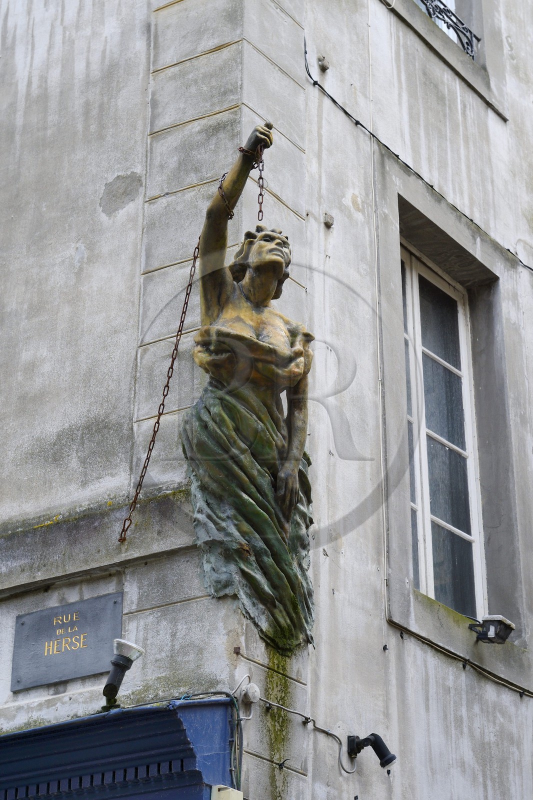 France, Ille-et-Vilaine (35), côte d'émeraude, Saint-Malo, proue de navire rue de la herse