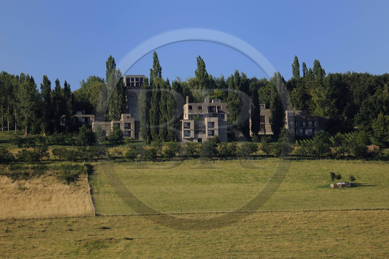 France, Saône et Loire (71), Mazille, Couvent de l'Ordre du Carmel, réalisation de l'architecte catalan Josep Lluís Sert (1968-1972), ancien assistant de Le Corbusier