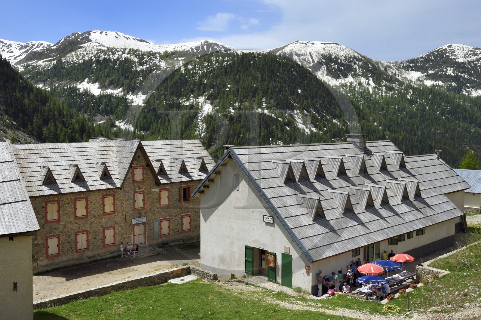 France, Alpes-Maritimes (06), parc national du Mercantour, Haute-Vésubie, vallon de la Madone de Fenestre, le refuge du club alpin