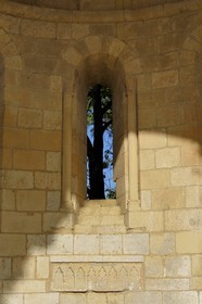 France, Dordogne (24), Périgord Vert, Villars, abbaye cistercienne de Boschaud du 12ème siècle qui dépendait de l'abbaye de Clairvaux, ruines de l'église abbatiale