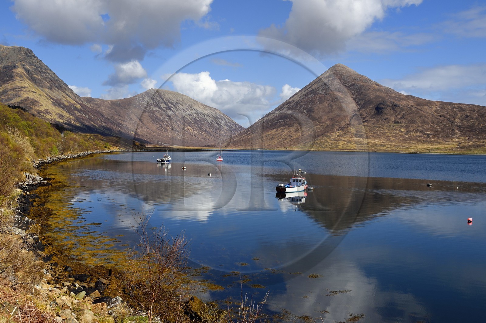 United Kingdom, Scotland, Highlands, Hebrides, Isle of Skye, Loch Slapin towards Torrin and the Red Cuillin Mountains