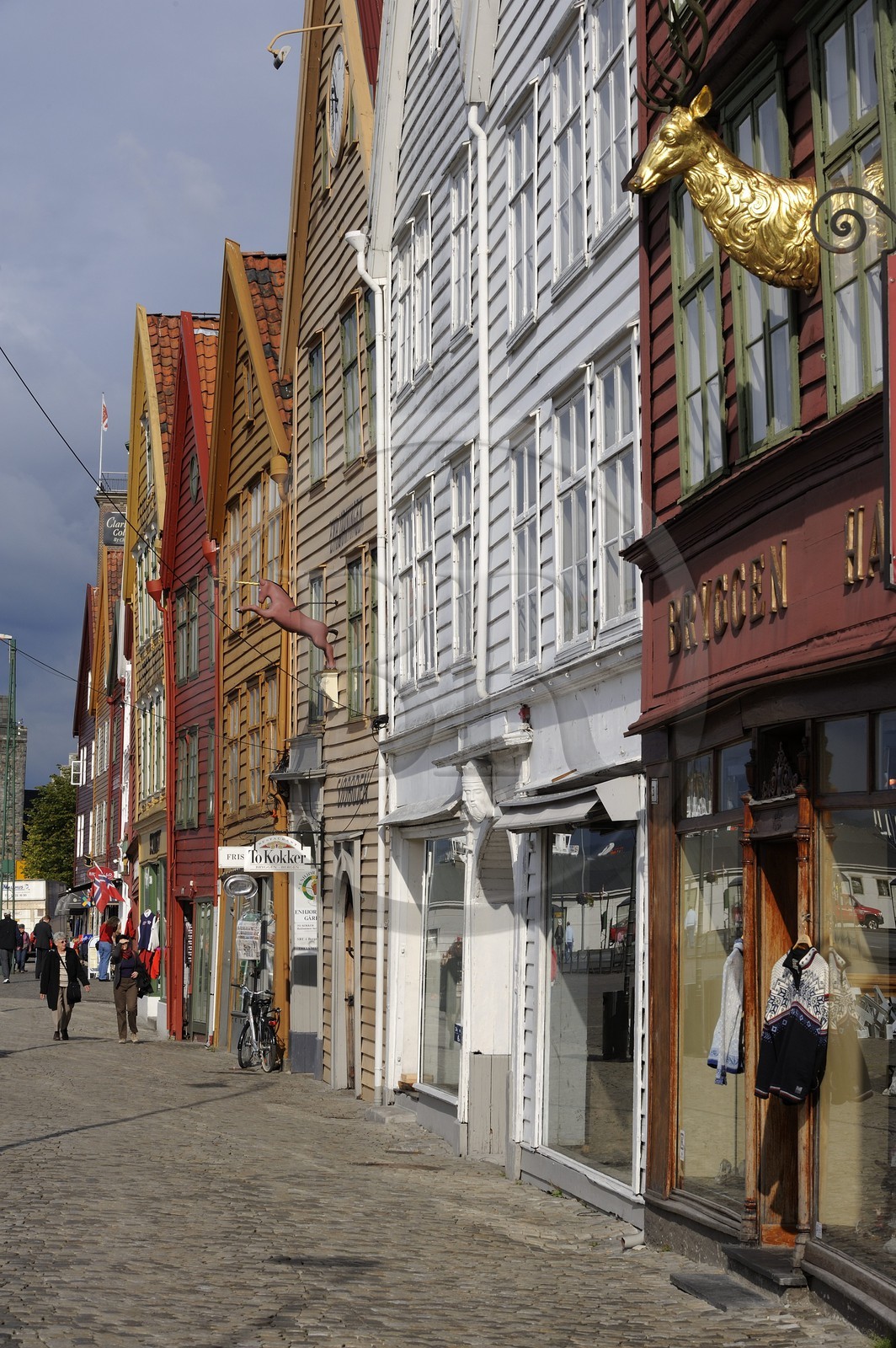 Norway, Hordaland County, Bergen, wooden houses in Bryggen District, listed as World Heritage by UNESCO, former trading post of the Hanseatic League