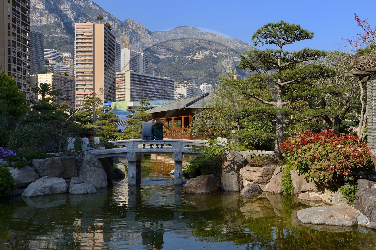 Principauté de Monaco, Monaco, Monte-Carlo, le Jardin Japonais par l'architecte paysagiste Yasuo Beppu