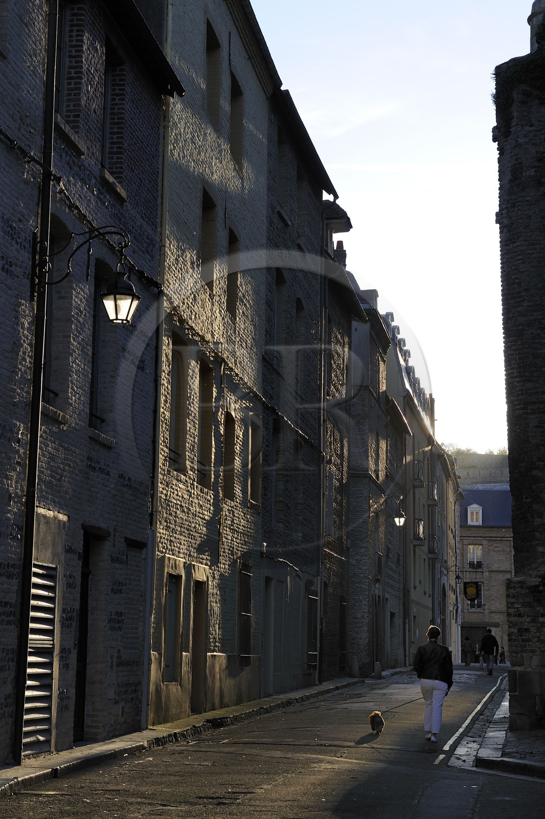 France, Seine-Maritime (76), Dieppe, ruelle qui longe l'église Saint-Rémy
