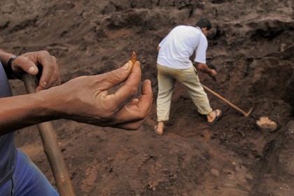 Brésil, Etat du Minas Gerais, région de Ouro Preto, mine à ciel ouvert de pierres précieuses (Route de l'or, Estrada Real)