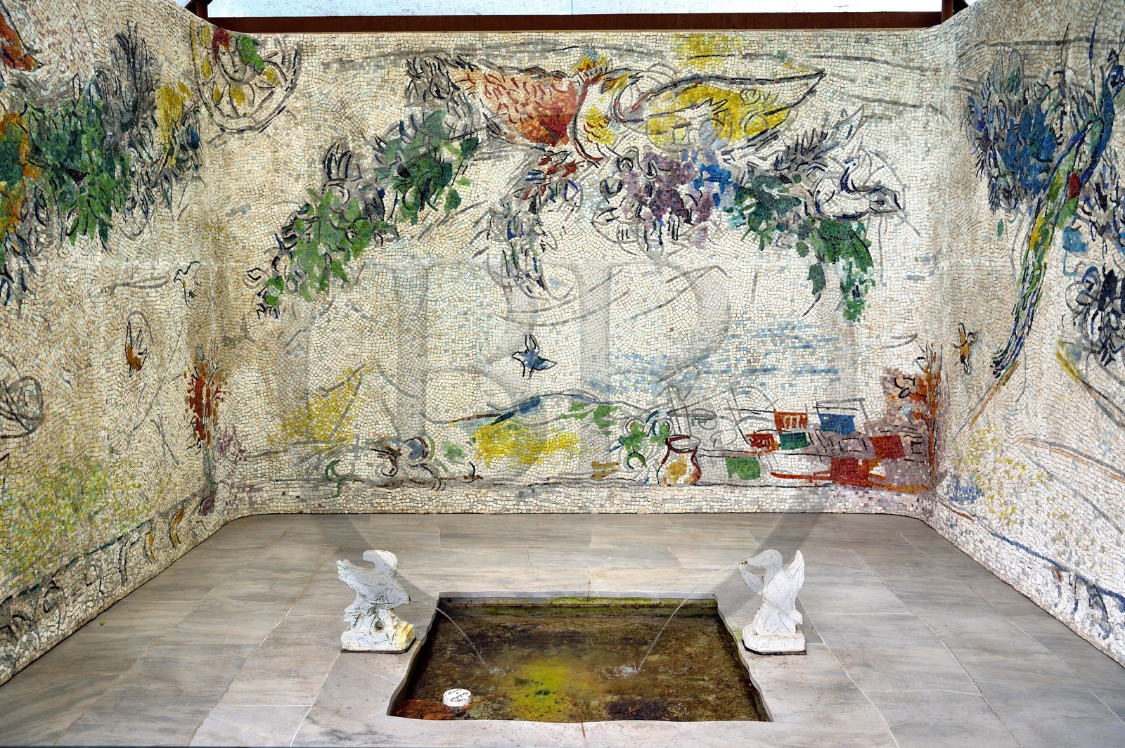 Suisse, canton du Valais, Martigny, Fondation Pierre Gianadda, Marc Chagall, La Cour Chagall, mosaïque monumentale, 1964