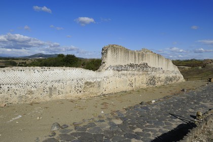 Italie, Latium, province de Viterbe, Montalto di Castro, antique cité étrusque de Vulci, les vestiges de la ville antique et de ses murs