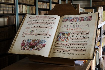 France, Côte d'Or (21), Semur-en-Auxois, la bibliothèque (historique) de la ville