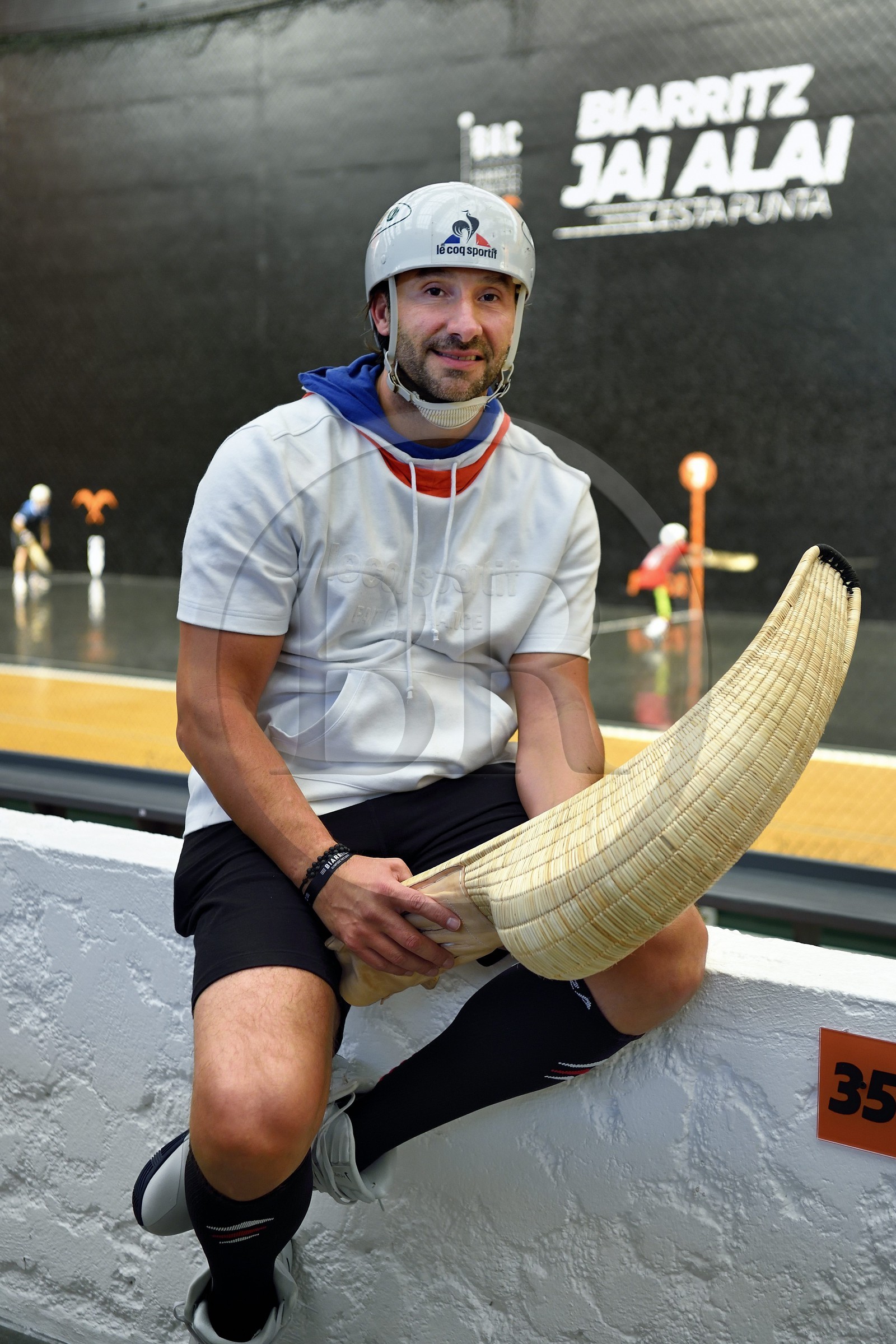 France, Pyrénées-Atlantiques (64), Pays-Basque, Biarritz, Jai Alai Parc des Sports d'Aguilera, le joueur de pelote basque professionnel spécialisé en cesta punta et plusieurs fois champion du monde, Eric Irastorza