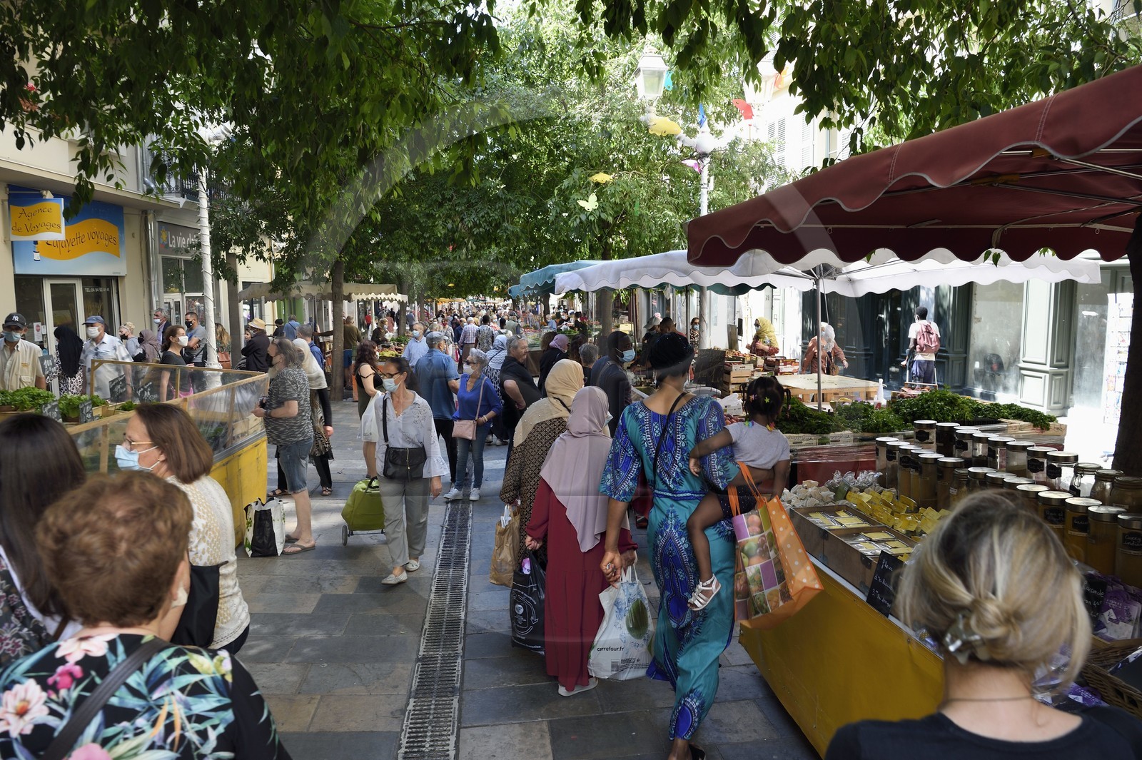 France, Var (83), Toulon, le marché du Cours Lafayette