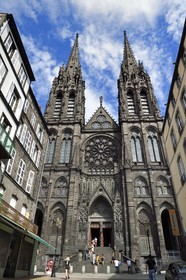 France, Puy-de-Dôme (63), Clermont-Ferrand, rue des Gras menant à la cathédrale Notre-Dame-de-l'Assomption