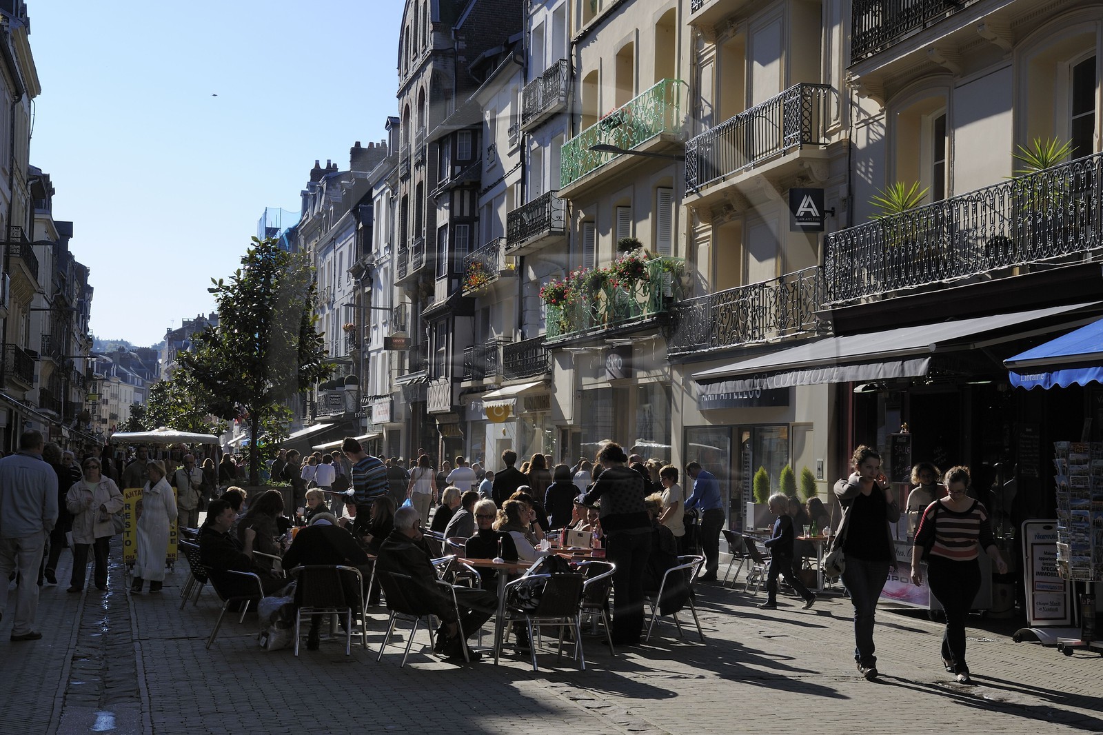 France, Seine-Maritime, Dieppe, cafe terrace in Grand Rue
