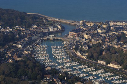 France, Seine-Maritime (76), Pays de Caux, Saint-Valéry-en-Caux (vue aérienne)