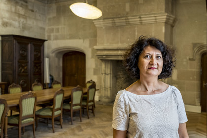 France, Loire-Atlantique (44), Nantes, quartier du Bouffay, le chateau des Ducs de Bretagne, Krystel Gualdé directrice scientifique du Musée d'histoire de Nantes dans la salle où aurait été signé l’édit de Nantes