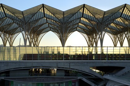 Portugal, Lisbonne, Parque das Nações (Parc des nations) construit pour l'exposition universelle de 1998, Gare do Oriente (gare de l’Orient)