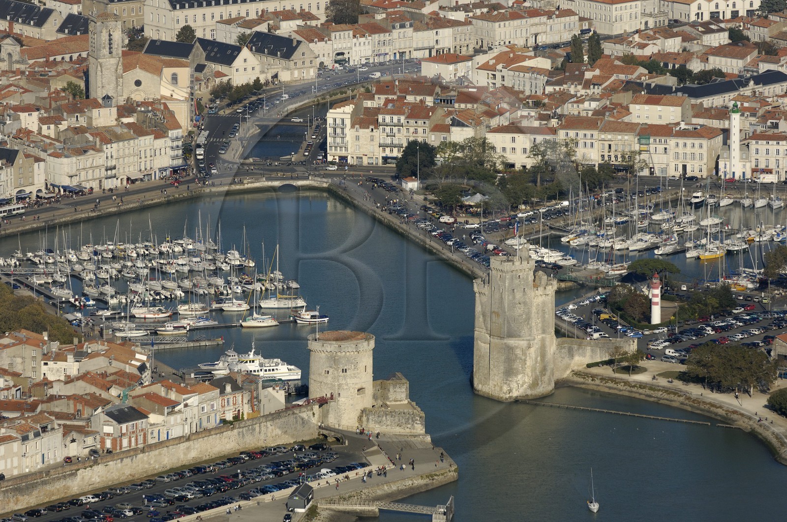 France, Charente-Maritime (17), port de La Rochelle  (vue aérienne)